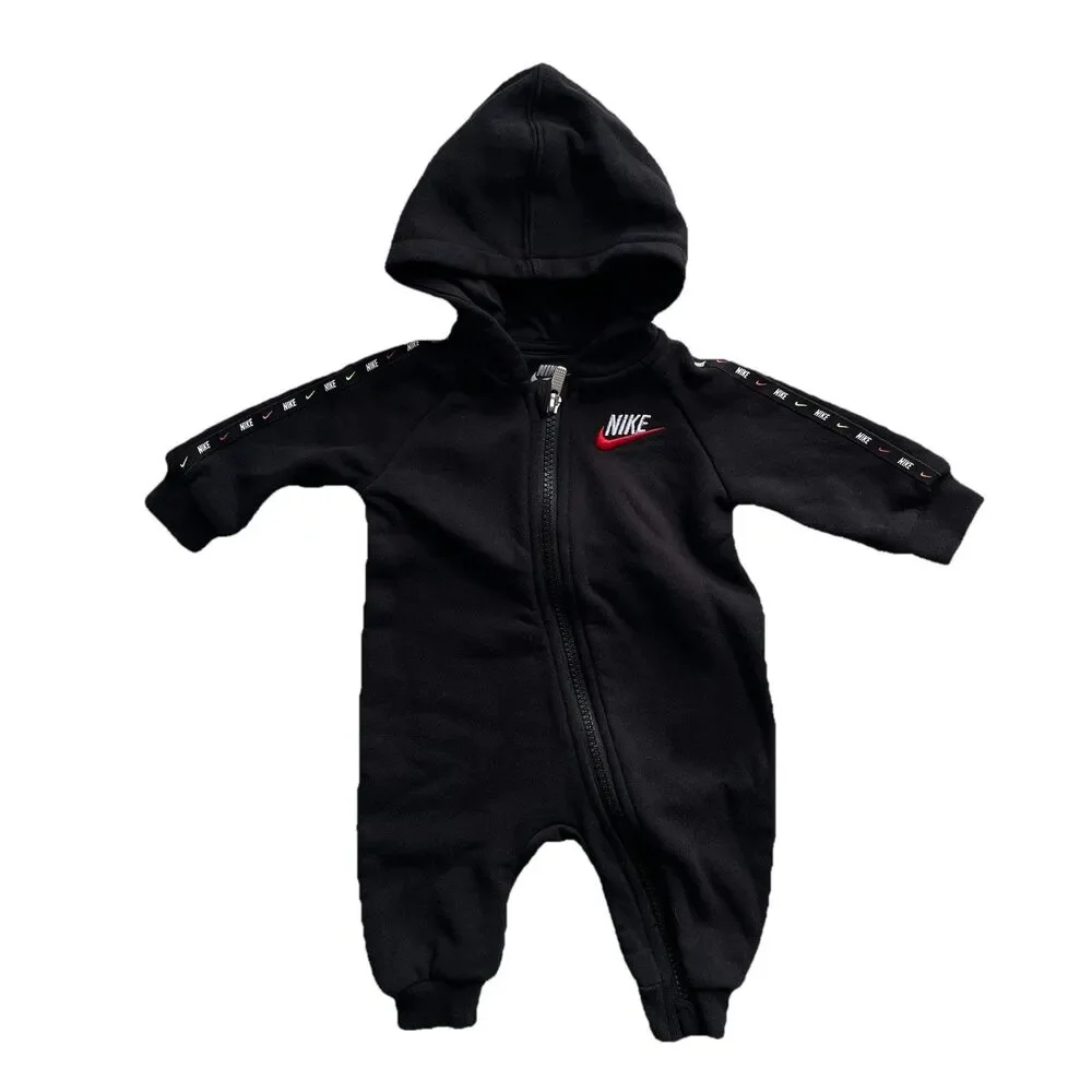 Nike Swoosh Baby 0-3 Months One Piece Hooded Coverall Full Zip Black 3M